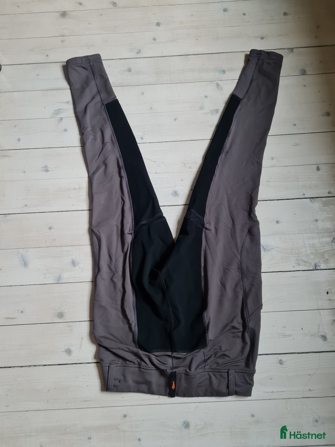 Ridbyxor ryttarutrustning till salu: Ridleggings med mockaskoning  i Borensberg - Annons 4