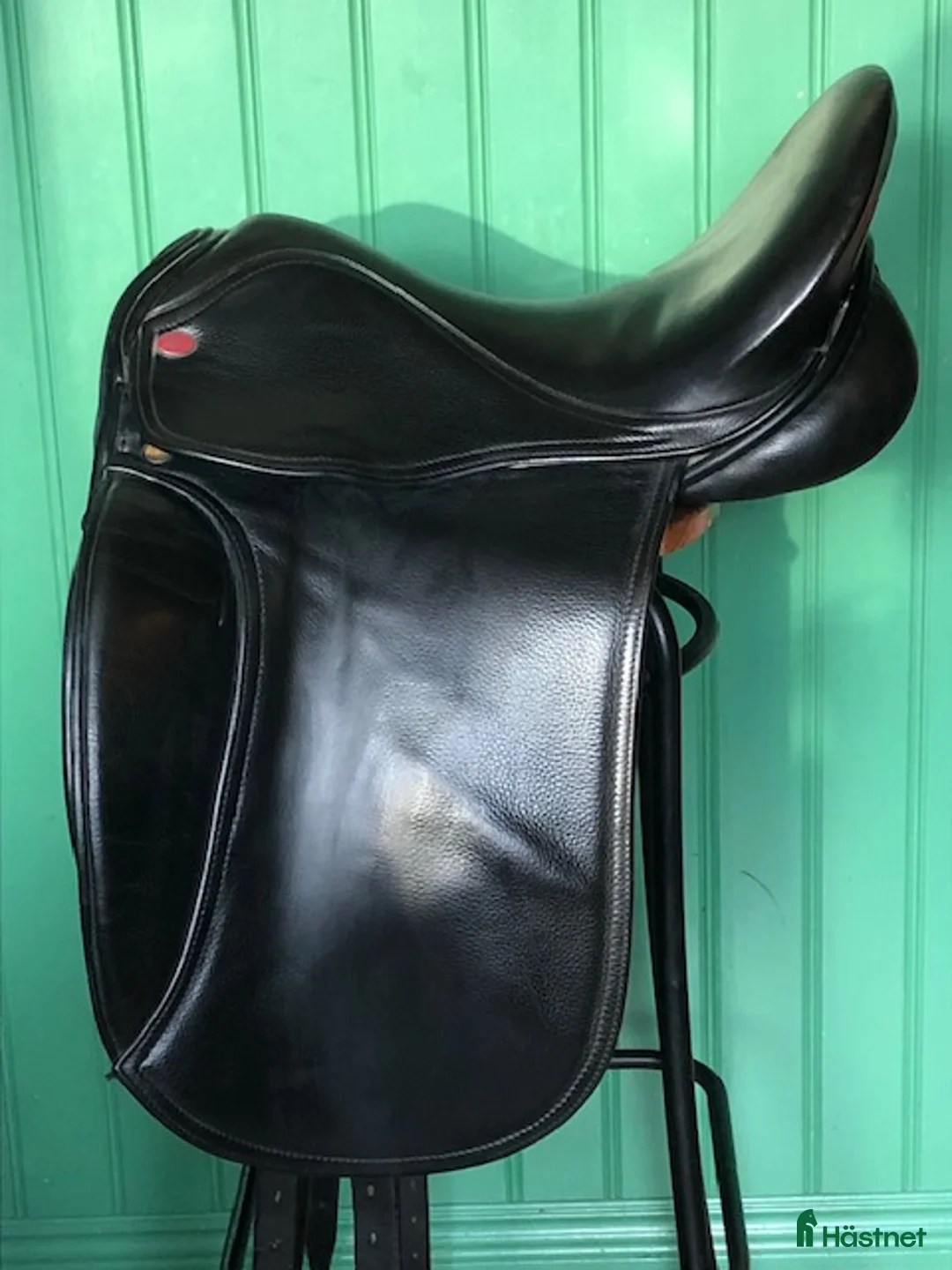 Sadlar hästutrustning till salu: Jeffries dressyrsadel - Annons 1