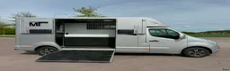 Hästlastbilar  fordon & transport till salu: MTM Hästlastbil 5 Säten Automat  - Annons 9