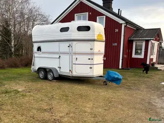 Hästtransporter fordon & transport till salu: Mycket fin hästtransport - Annons 4