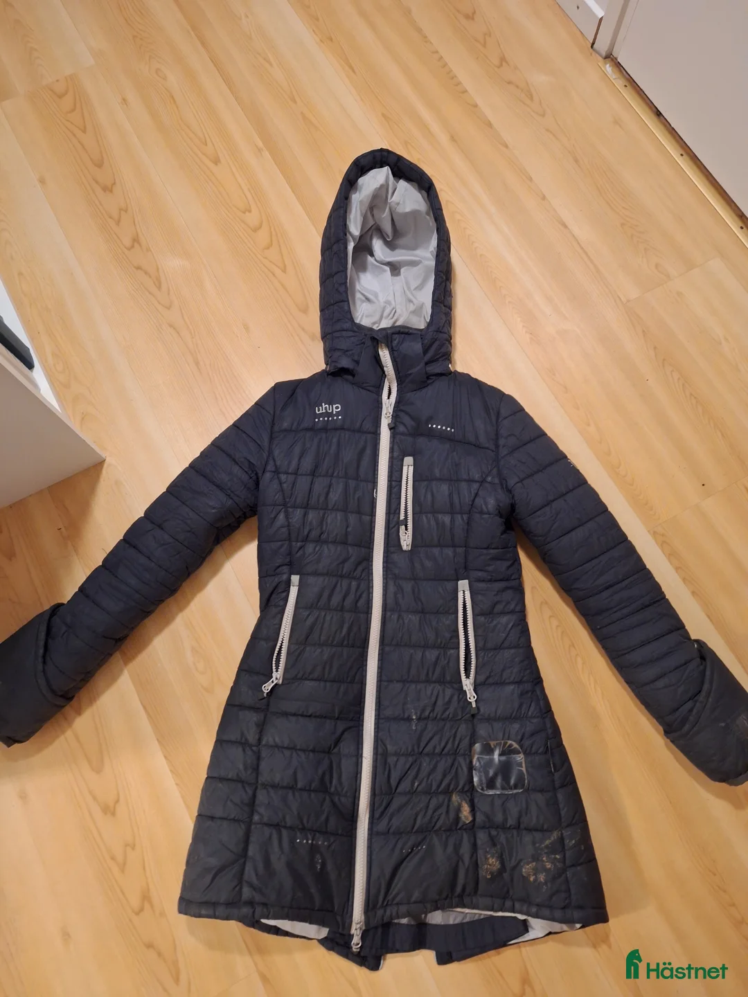 Jackor & Kavajer ryttarutrustning till salu: Snygg uhipjacka i Sturkö - Annons 1