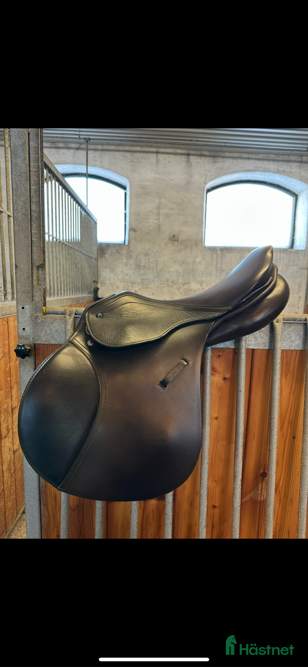 Sadlar hästutrustning till salu: Passier hoppsadel i Fjugesta - Annons 1