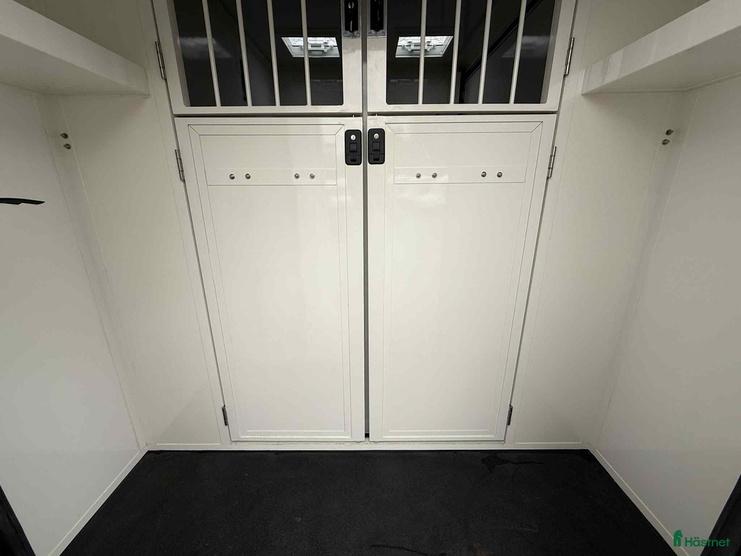 Hästlastbilar  fordon & transport till salu: NORDIC HORSE 5 STUTERI *HÖG LASTVIKT* - Annons 12