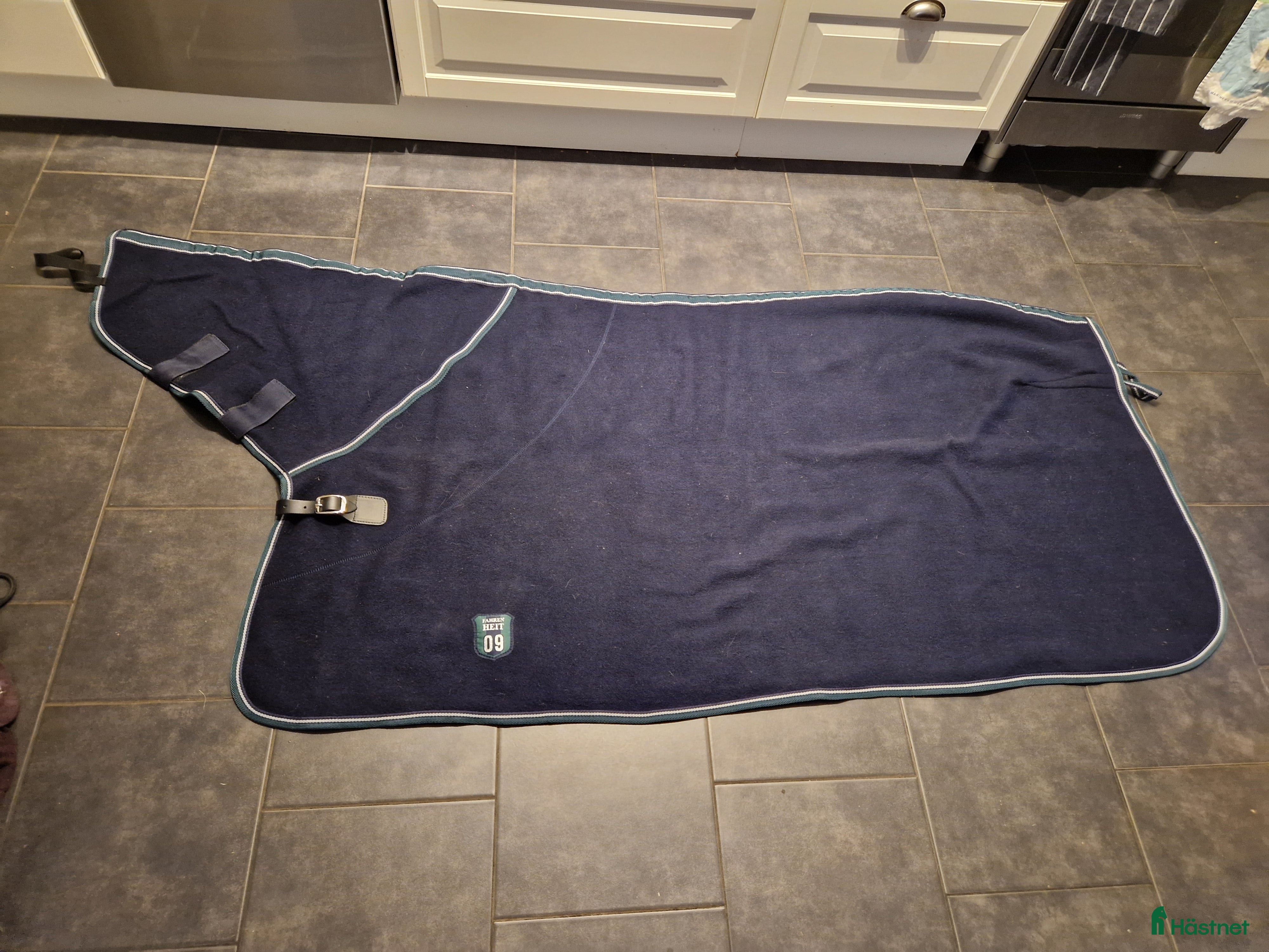 Täcken hästutrustning Endast provat ylletäcke!! - Annons 12