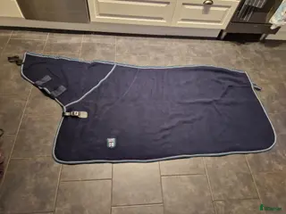 Täcken hästutrustning Endast provat ylletäcke!! - Annons 12