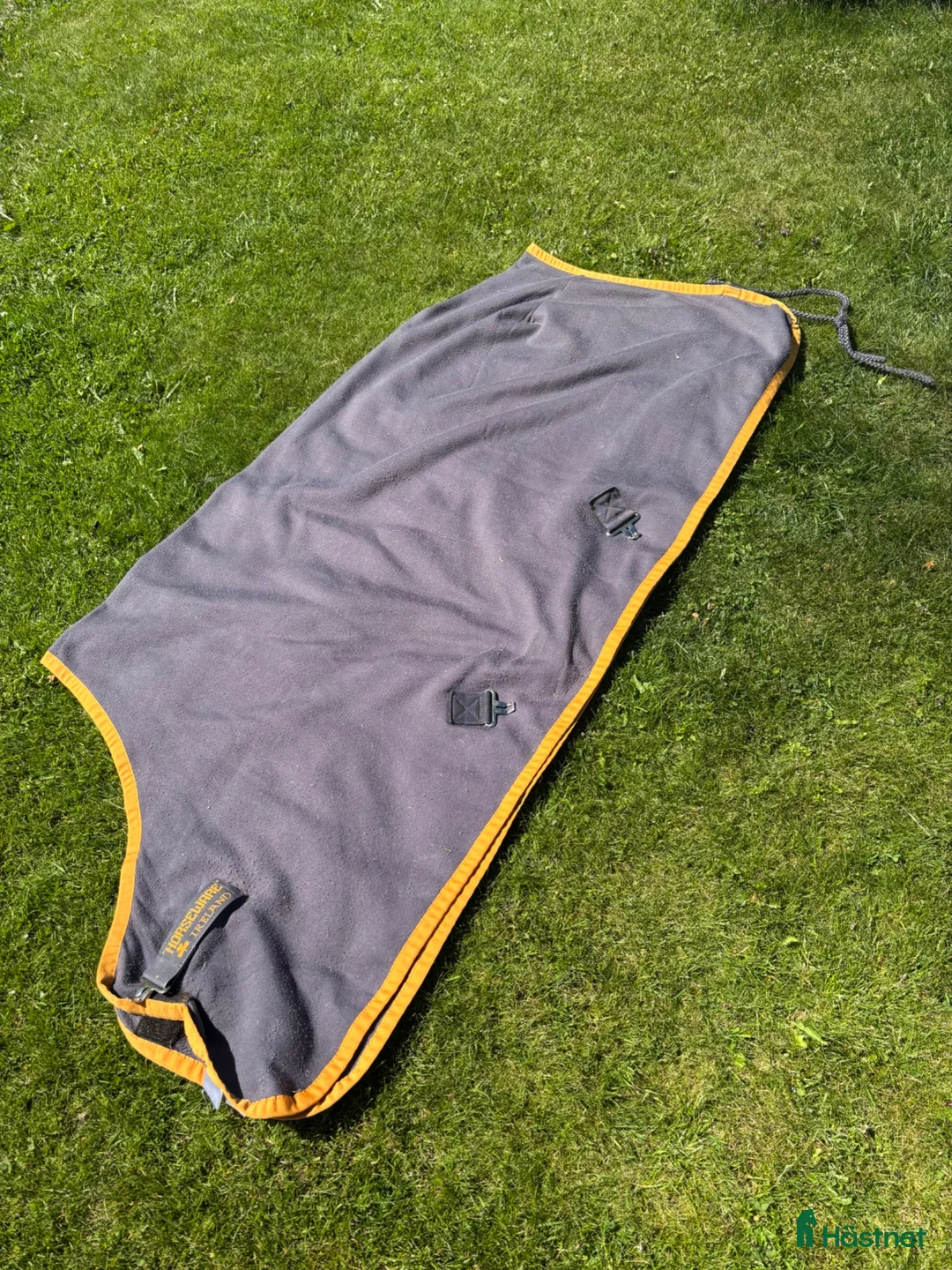 Täcken hästutrustning till salu: Amigo jersey cooler - Annons 1