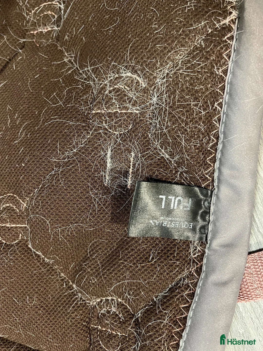 Schabrak & Vojlockar hästutrustning till salu: ES dressyrschabrak - Annons 5