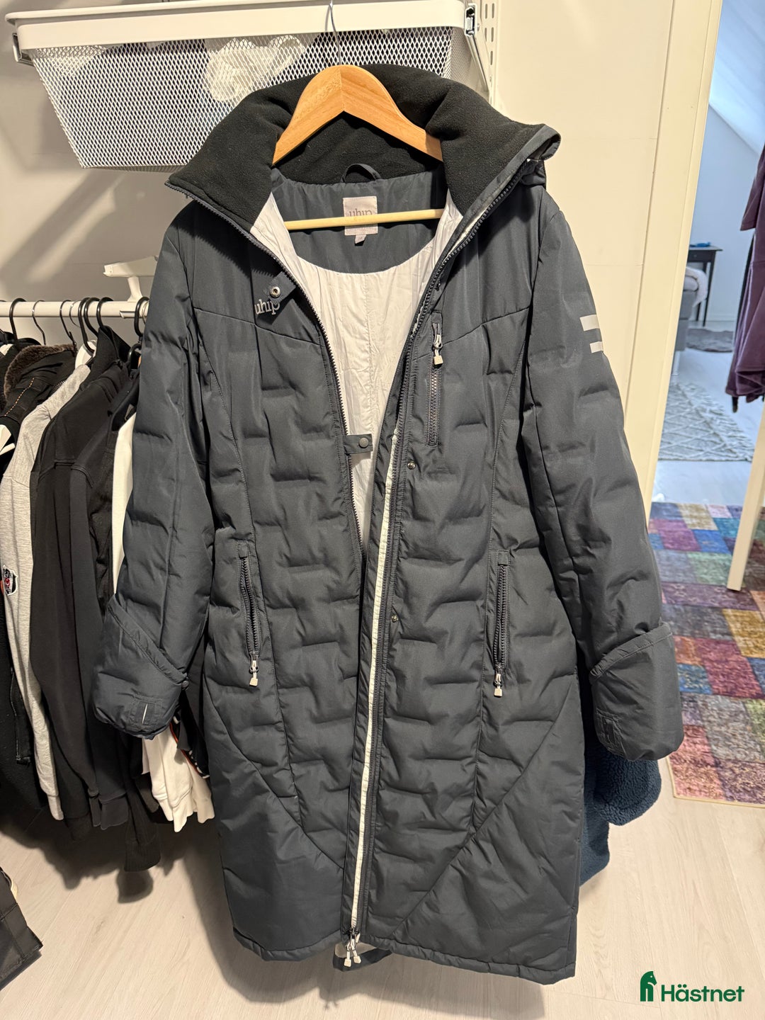 Jackor & Kavajer ryttarutrustning till salu: Uhip ice kappa som ny - Annons 2