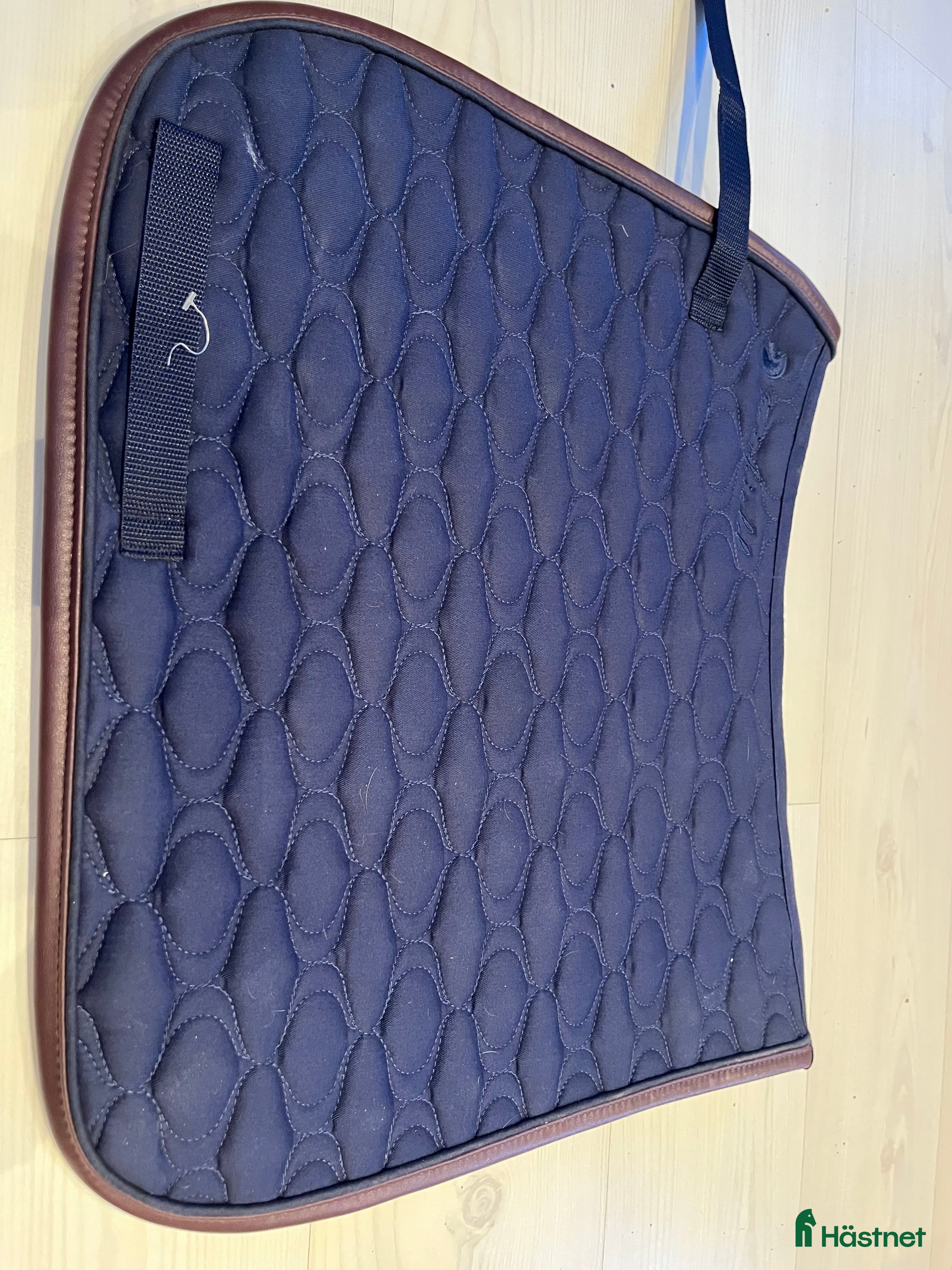 Schabrak & Vojlockar hästutrustning till salu: Fairfield schabrak säljes i Hammarö - Annons 2