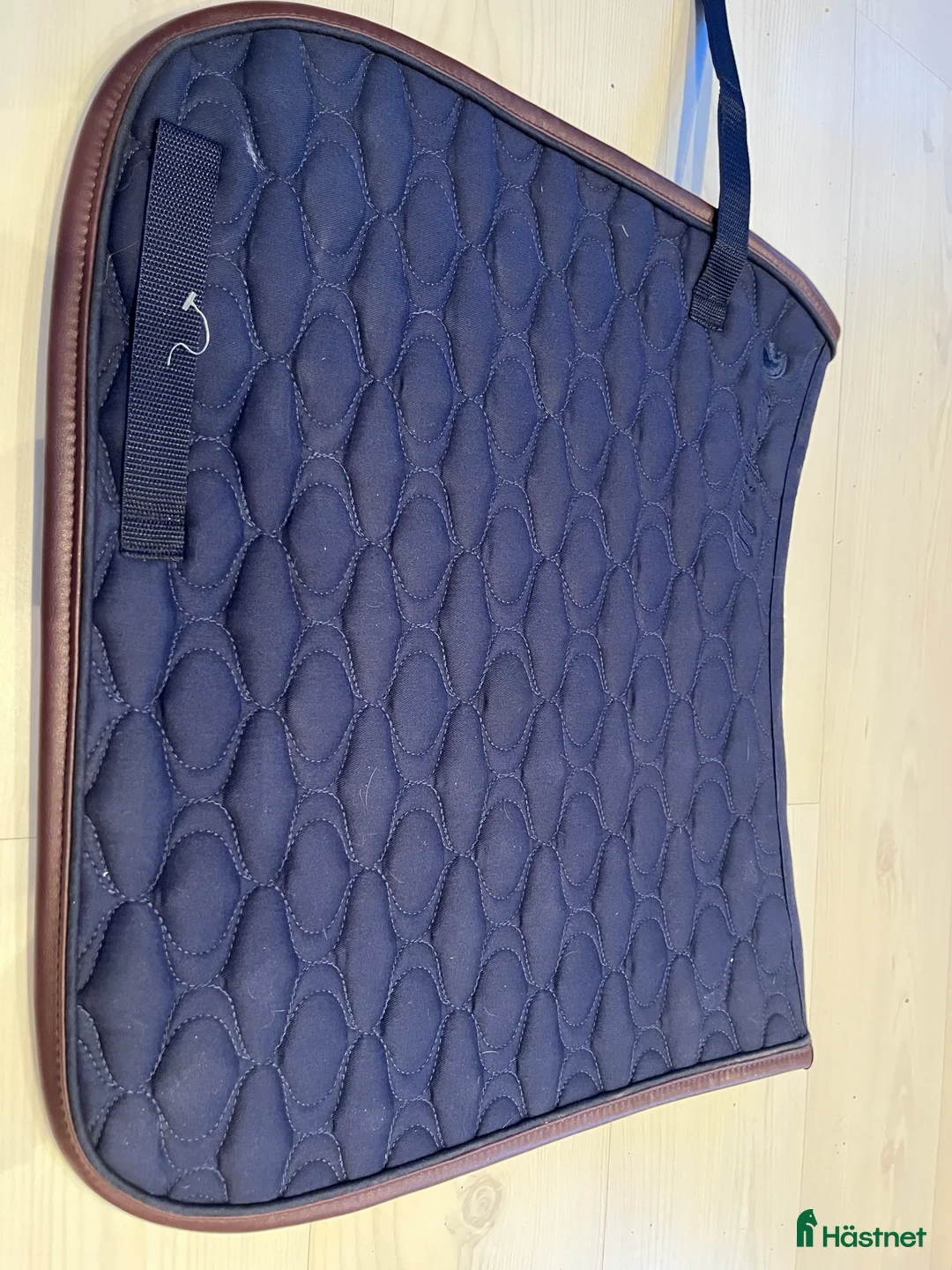 Schabrak & Vojlockar hästutrustning till salu: Fairfield schabrak säljes i Hammarö - Annons 1