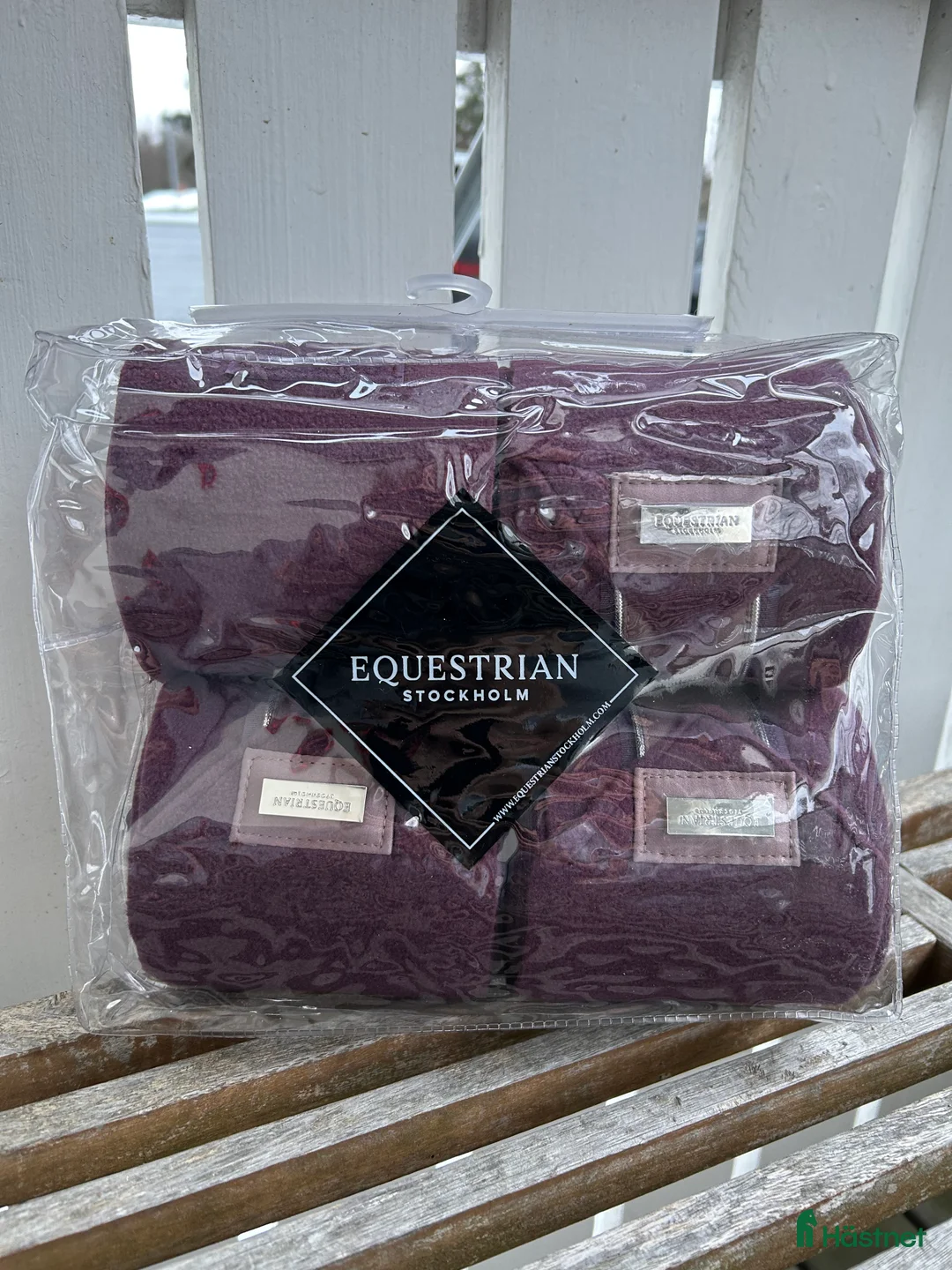 Benskydd hästutrustning till salu: Nya Equestrian Stockholm benlindor i Upplands Väsby - Annons 1