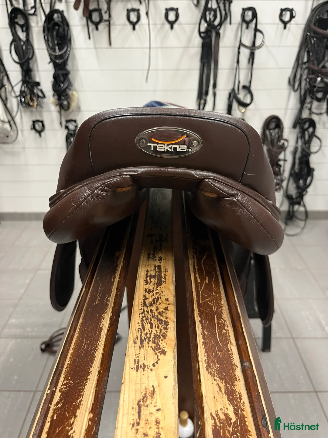 Sadlar hästutrustning till salu: Tekna sadel i Åkersberga - Annons 1