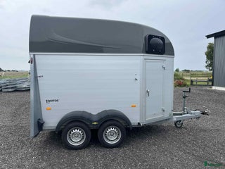 Hästtransporter fordon & transport till salu: Mycket fin hästtransport i Löderup - Annons 1