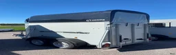 Hästtransporter  fordon & transport till salu: Henra 1,5-hästars med hög lastvikt i Kvicksund - Annons 8