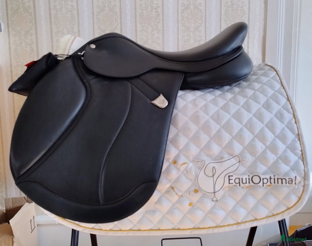 Sadlar hästutrustning till salu: Utförsäljning nya sadlar i Fagersta - Annons 4