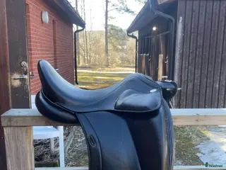 Sadlar hästutrustning Dressyrsadel Santa Cruz ! - Annons 7