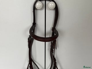 Träns hästutrustning till salu: Oanvänt Capone träns från King’s Saddlery i Fjärås - Annons 3