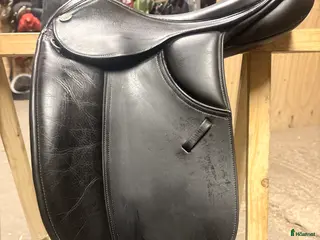 Sadlar hästutrustning Lippo dressyrsadel i Köping - Annons 11