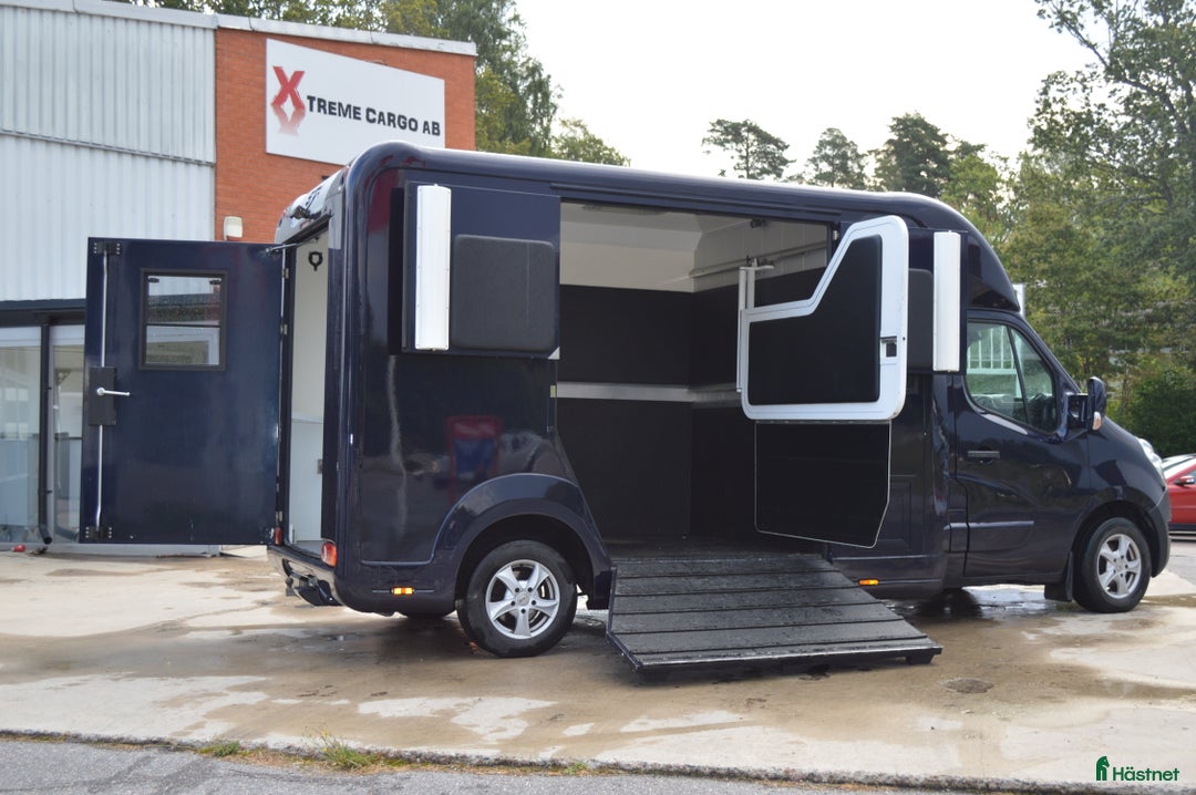 Hästlastbilar  fordon & transport till salu: STX 5 sits Automat 14670 mil i Kvicksund - Annons 7