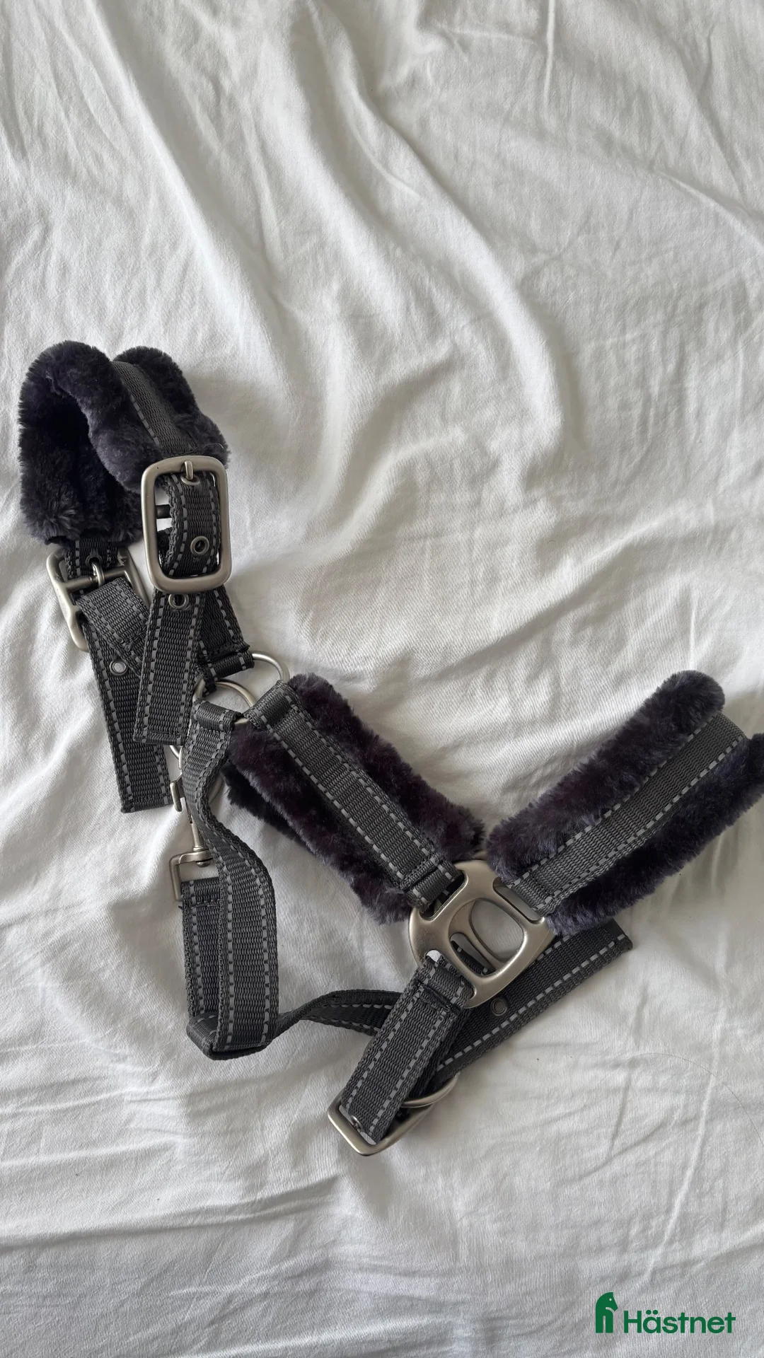 Övrig Hästutrustning hästutrustning till salu: Reflex grimma med fluff,ponny  i Bromma - Annons 1