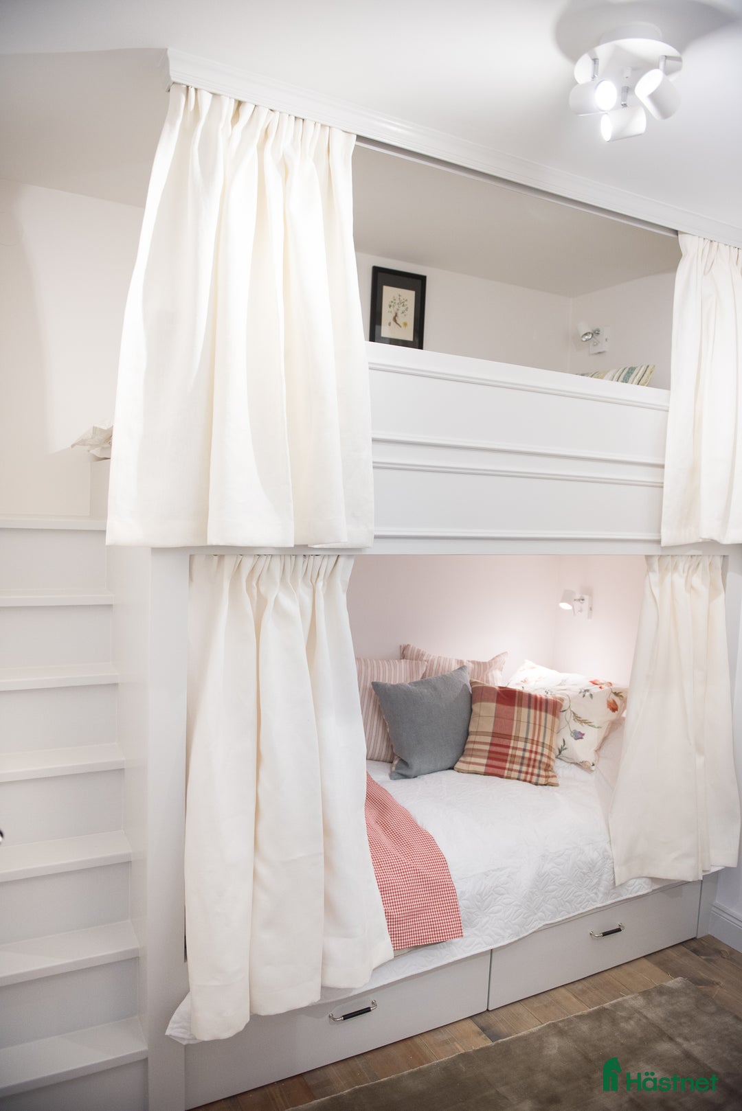  hästgårdar till salu: Charmigt stall i lantlig idyll, vackert renoverat! i Edsbro - Annons 12