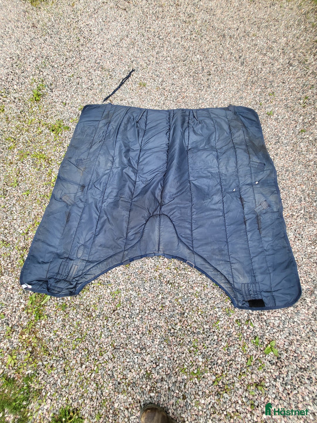 Täcken hästutrustning till salu: Horseware Rhino stalltäcke 200 gram i Heby - Annons 2