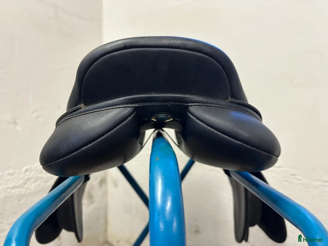 Sadlar hästutrustning till salu: Wintec hopp inkl 5 järn - Annons 4