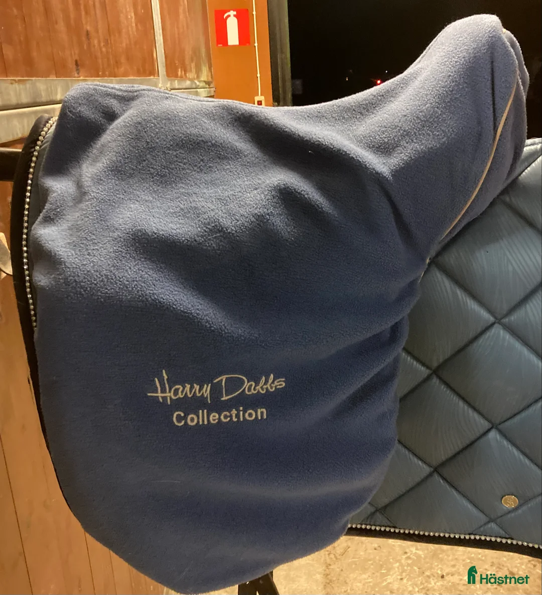 Sadlar hästutrustning till salu: Harry Dabbs dressyrsadel  i Eskilstuna - Annons 5