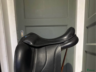 Sadlar hästutrustning till salu: Fin HR Von 17" - Annons 6