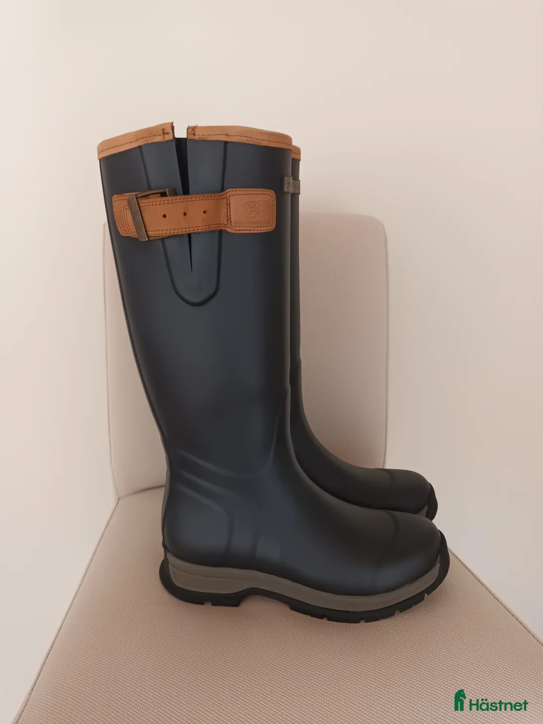 Övrig Ryttarutrustning ryttarutrustning till salu: Ariat gummistövel - Annons 1