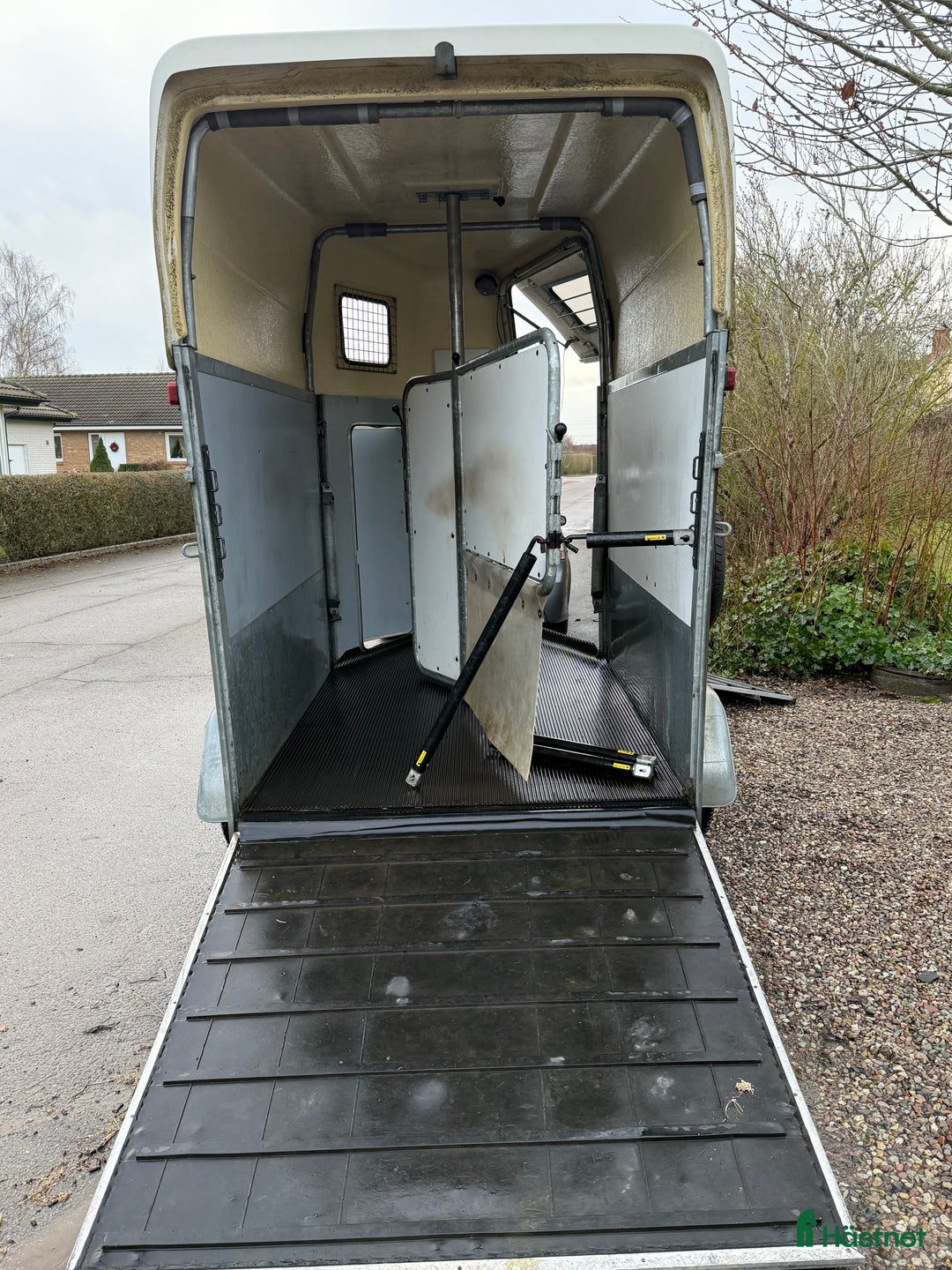 Hästtransporter  fordon & transport till salu: Kylinge Apollo med fronturlastning i Kävlinge - Annons 3