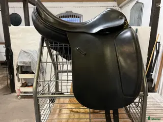 Sadlar hästutrustning Dressyrsadel Harry Dabbs i Laholm - Annons 4