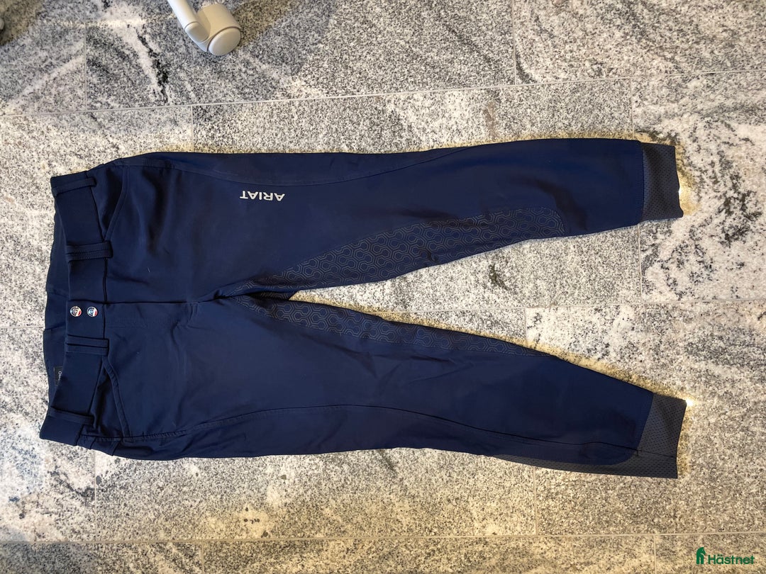 Ridbyxor ryttarutrustning till salu: Ariat ridbyxor i Bankeryd - Annons 5