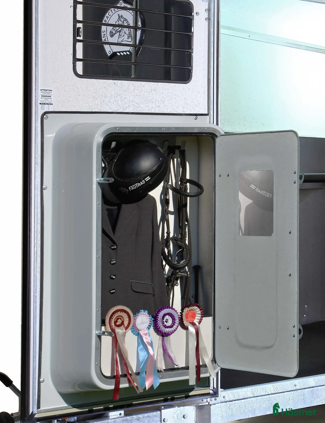 Hästtransporter  fordon & transport till salu: Fautras Promax - stadig o rymlig för stora hästar i Kvicksund - Annons 25