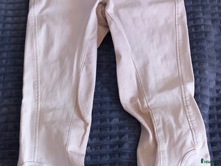 Ridbyxor ryttarutrustning till salu: Vita ridbyxor storlek 152 i Kalmar - Annons 1
