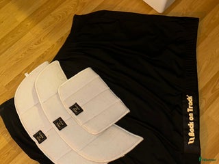 Täcken hästutrustning till salu: Back on track bog skydd i Ramsjö - Annons 5