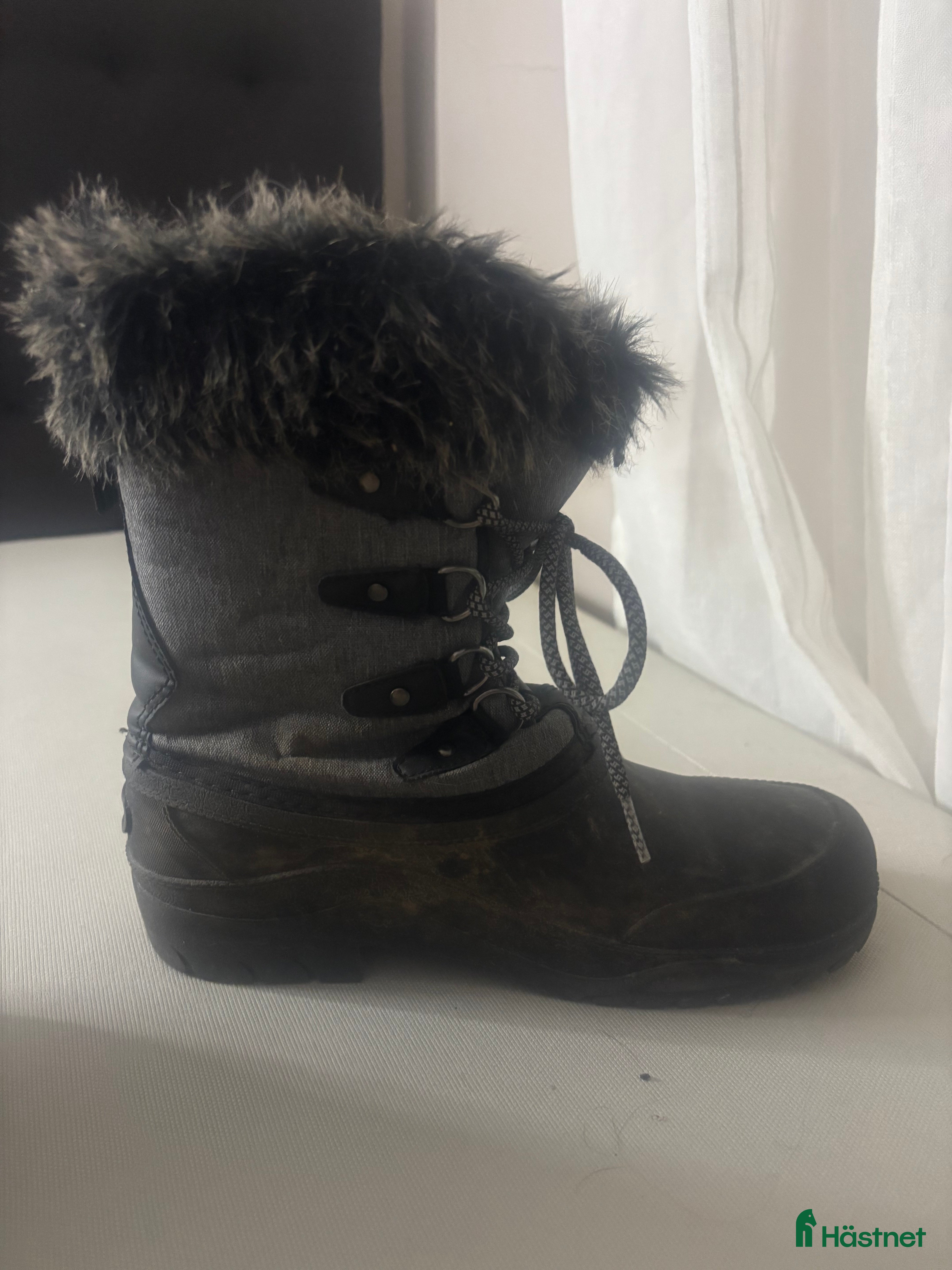 Ridstövlar ryttarutrustning till salu: Vinterridskor i Haparanda - Annons 1