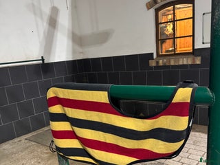 Täcken hästutrustning till salu: Horsewere ridtäcke i superfint skick i Hörby - Annons 1