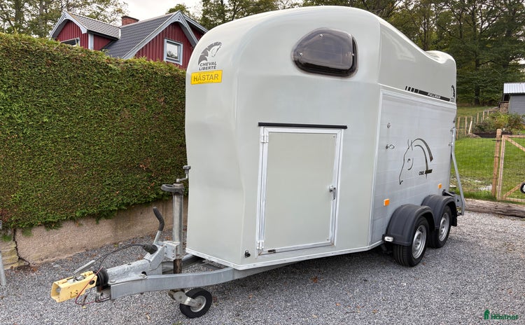 Hästtransporter  fordon & transport till salu i Asarum - Annons 8