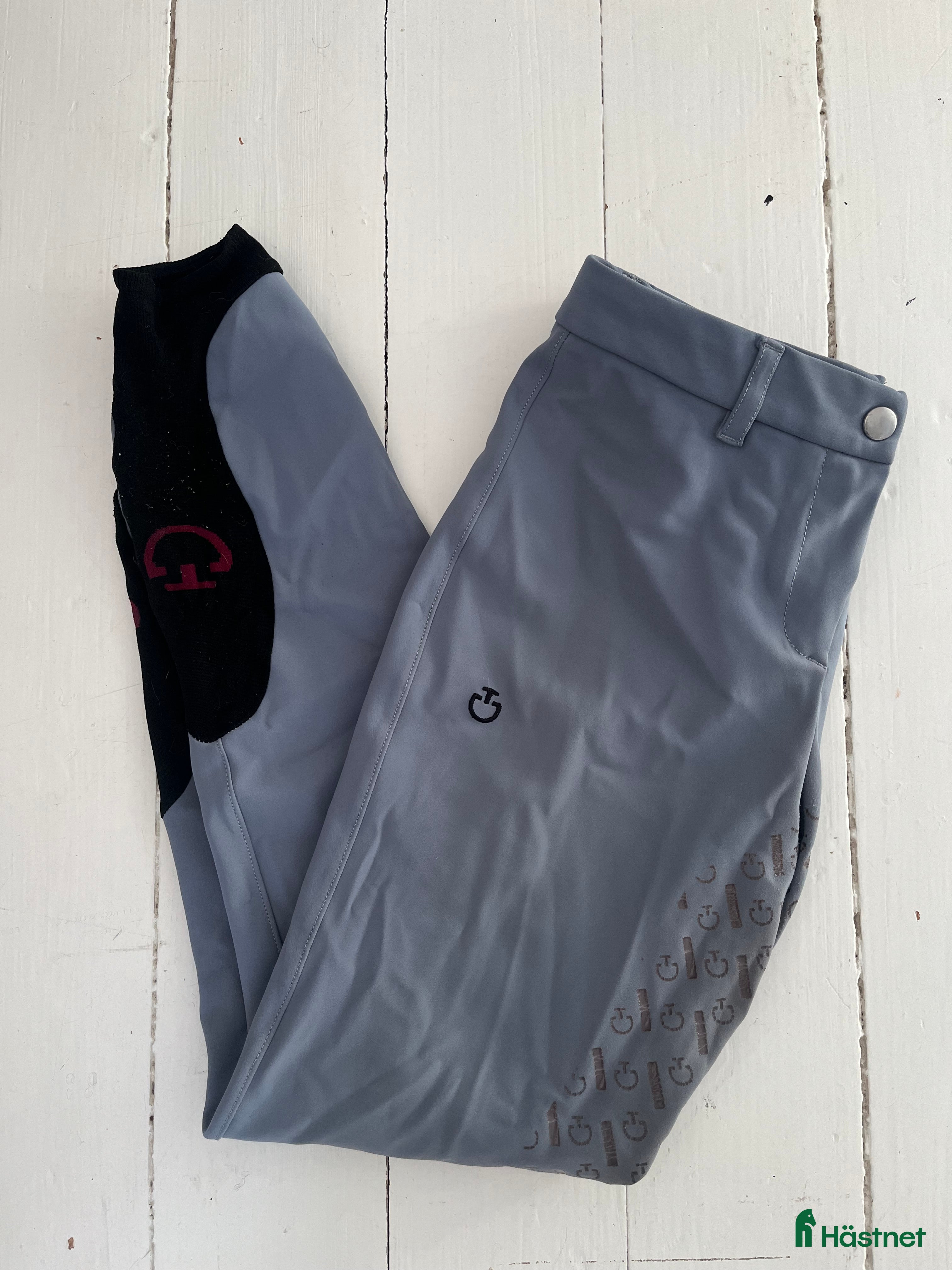 Ridbyxor ryttarutrustning till salu: Cavalleria Toscana ridbyxor - Annons 1