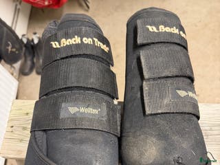 Övrig Hästutrustning hästutrustning till salu: back on track stallbandage i Eskilstuna - Annons 1