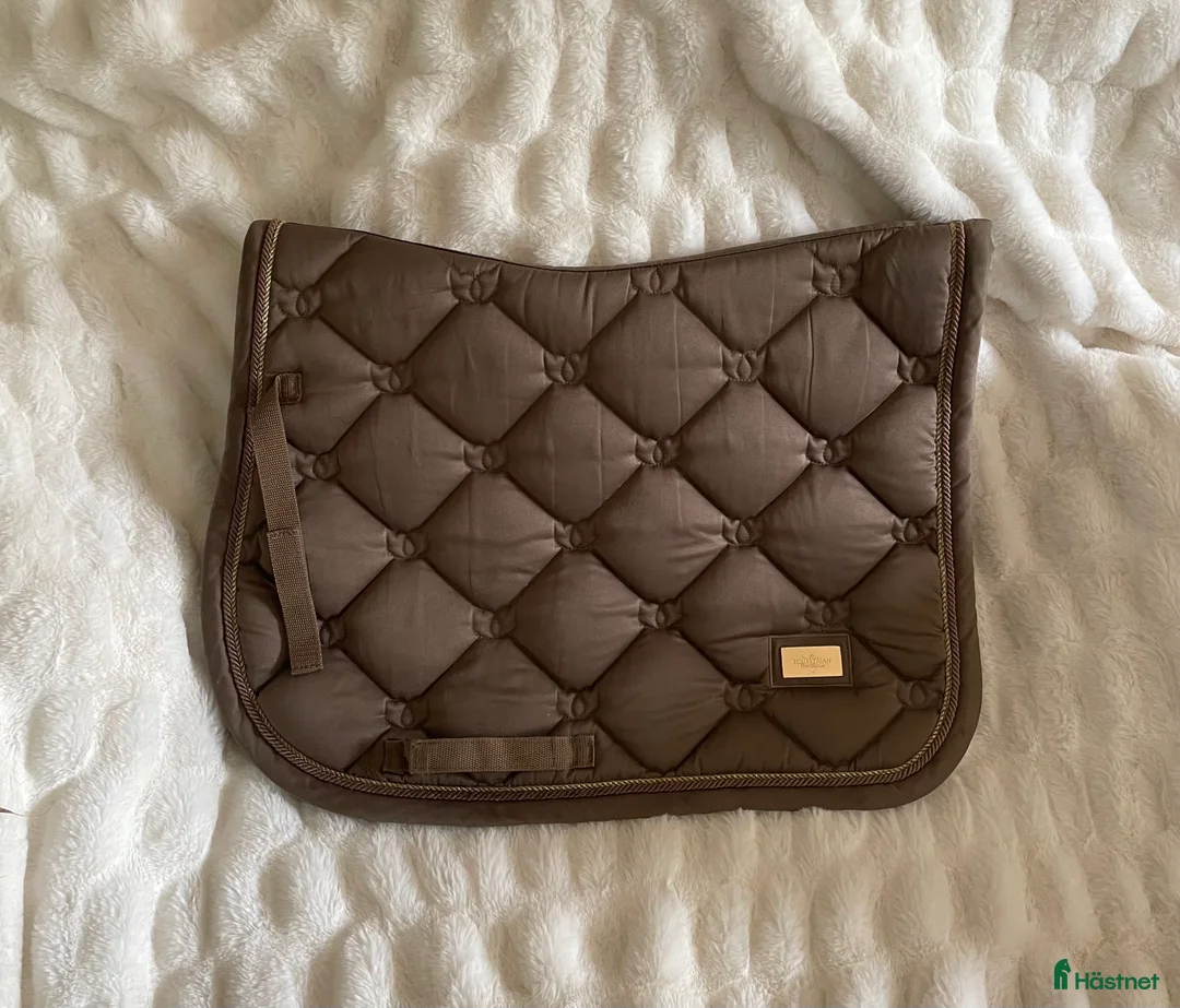 Schabrak & Vojlockar hästutrustning till salu: Champagne ES-schabrak🌟 i Ekerö - Annons 2