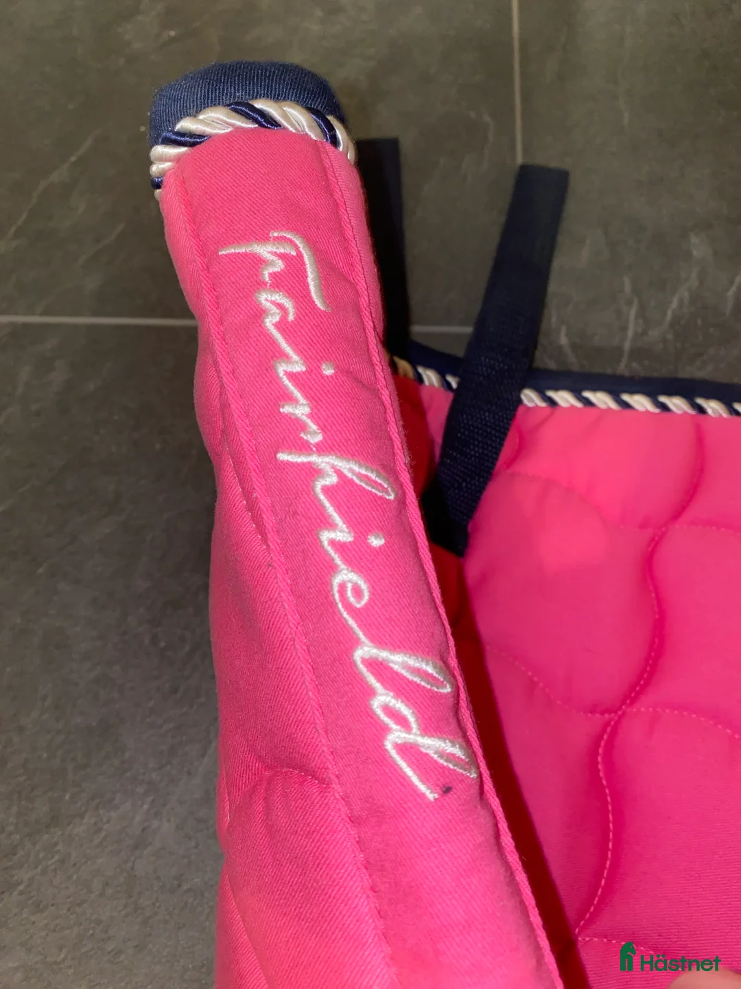 Schabrak & Vojlockar hästutrustning till salu: Fint schabrak från Fairfield, Hööks - Annons 2