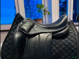 Sadlar hästutrustning Fin HR Von 17" i Söderbärke - Annons 6