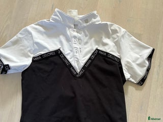 Övrigt Ridkläder ryttarutrustning till salu: Tävlingströja Maya Delorez i Bålsta - Annons 16