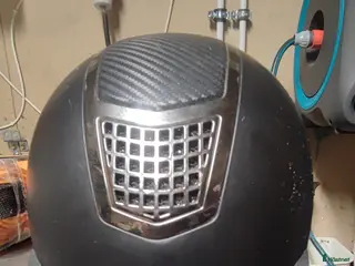 Hjälmar ryttarutrustning till salu: Hööks hjälm i Frövi - Annons 11