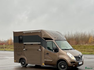 Hästlastbilar fordon & transport till salu: Stuterimodell i mkt fint skick. Endast 10.000 mil i Åhus - Annons 7