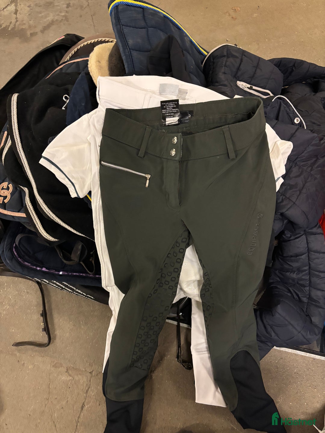 Ridbyxor ryttarutrustning till salu: Ridbyxor  i Stockholm - Annons 1