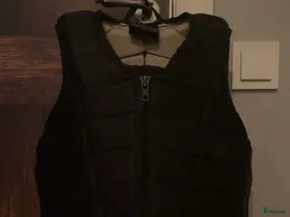 Säkerhetsvästar ryttarutrustning till salu: Race safe säkerhetsväst i Jönköping - Annons 5