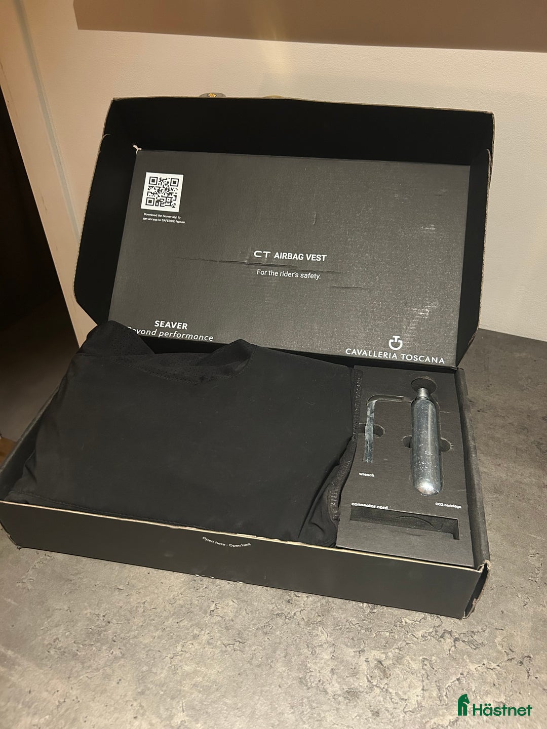 Säkerhetsvästar ryttarutrustning till salu: CT airbag i Gävle - Annons 3